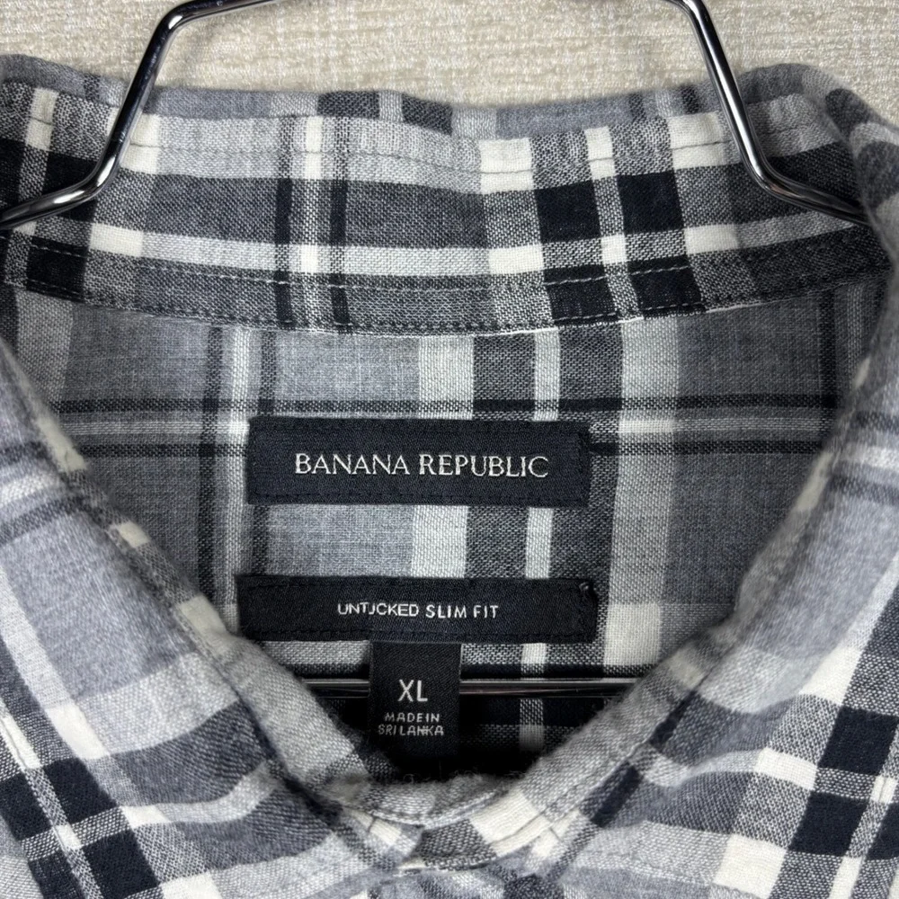 Banana Republic Men XL Grey Plaid Untucked Slim Fit Long Sleeve Button Down